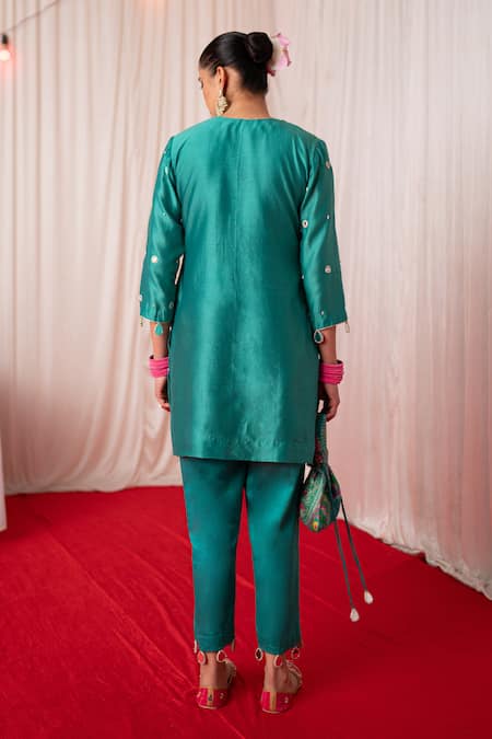 Shop Chrkha Green Chanderi Silk Hand Embroidered Mirror Paisley Short Kurta And Pant Set at Aza Fashions Shop_Chrkha_Green Chanderi Silk Hand Embroidered Mirror Paisley Short Kurta And Pant Set _at_Aza_Fashions