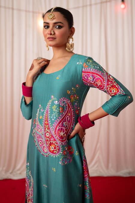 Buy Chrkha Green Chanderi Silk Hand Embroidered Paisley Floral Print Kurta And Pant Set Online at Aza Fashions Buy_Chrkha_Green Chanderi Silk Hand Embroidered Paisley Floral Print Kurta And Pant Set _Online_at_Aza_Fashions