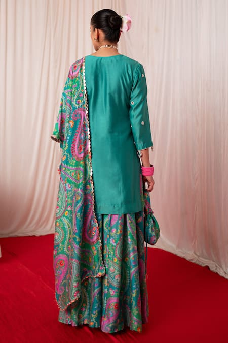 Shop Chrkha Black Chanderi Silk Hand Embroidered Mirror V-neck Kurta And Sharara Set at Aza Fashions Shop_Chrkha_Black Chanderi Silk Hand Embroidered Mirror V-neck Kurta And Sharara Set _at_Aza_Fashions