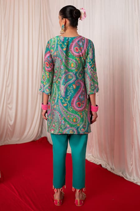 Shop Chrkha Green Cotton Satin, Chanderi Silk, Paisley Floral Print Short Kurta And Pant Set at Aza Fashions Shop_Chrkha_Green Cotton Satin, Chanderi Silk, Paisley Floral Print Short Kurta And Pant Set _at_Aza_Fashions
