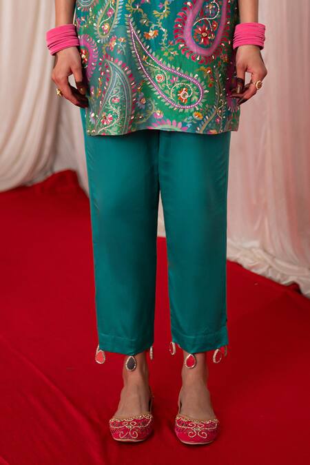 Chrkha Green Cotton Satin, Chanderi Silk, Paisley Floral Print Short Kurta And Pant Set Online at Aza Fashions Chrkha_Green Cotton Satin, Chanderi Silk, Paisley Floral Print Short Kurta And Pant Set _Online_at_Aza_Fashions