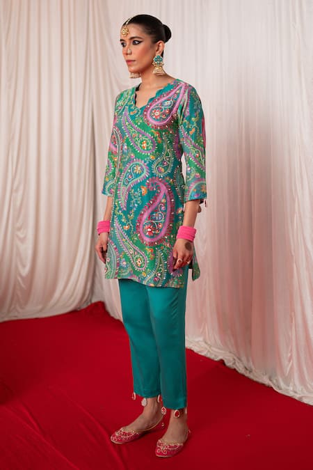 Buy Chrkha Green Cotton Satin, Chanderi Silk, Paisley Floral Print Short Kurta And Pant Set Online at Aza Fashions Buy_Chrkha_Green Cotton Satin, Chanderi Silk, Paisley Floral Print Short Kurta And Pant Set _Online_at_Aza_Fashions