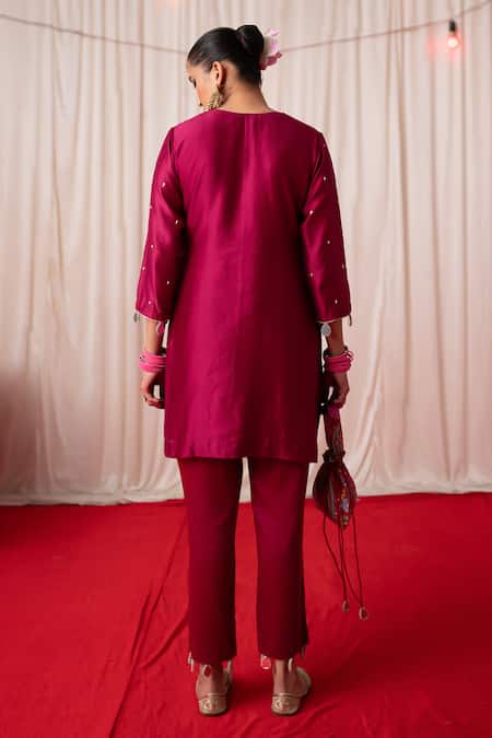 Shop Chrkha Maroon Cotton Satin, Chanderi Silk Paisley Embroidered Short Kurta With Pant at Aza Fashions Shop_Chrkha_Maroon Cotton Satin, Chanderi Silk Paisley Embroidered Short Kurta With Pant _at_Aza_Fashions