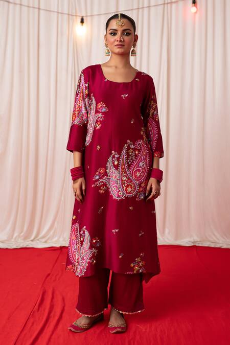 Buy Chrkha Maroon Cotton Satin Print Chanderi Silk Paisley Embroidered Kurta And Pant Set Online at Aza Fashions Buy_Chrkha_Maroon Cotton Satin Print Chanderi Silk Paisley Embroidered Kurta And Pant Set _Online_at_Aza_Fashions