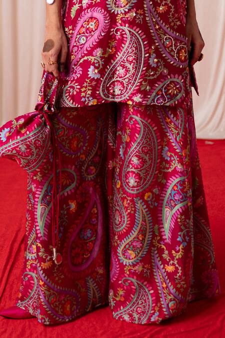 Chrkha Maroon Chanderi Silk Print Sequins V-neck Paisley Straight Kurta And Sharara Set Online at Aza Fashions Chrkha_Maroon Chanderi Silk Print Sequins V-neck Paisley Straight Kurta And Sharara Set _Online_at_Aza_Fashions