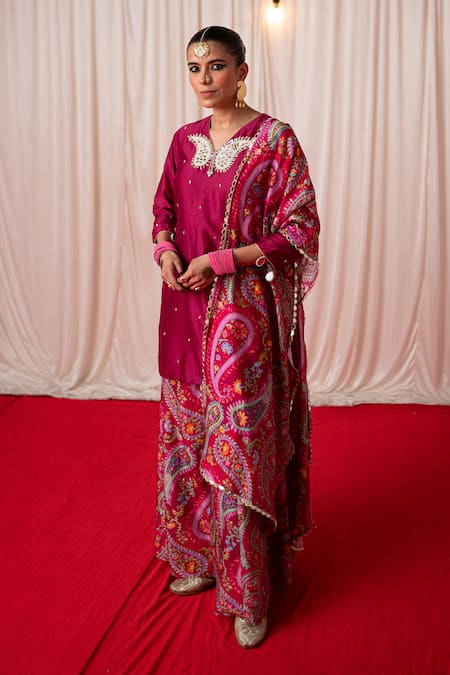 Buy Chrkha Maroon Chanderi Silk Print Mirror V-neck Paisley Kurta And Sharara Set Buy_Chrkha_Maroon Chanderi Silk Print Mirror V-neck Paisley Kurta And Sharara Set