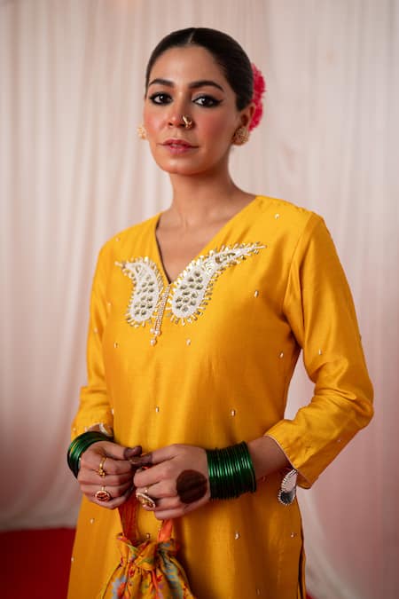Chrkha Yellow Cotton Satin Embroidery Tassel Paisley Motif Short Kurta With Pant at Aza Fashions Chrkha_Yellow Cotton Satin Embroidery Tassel Paisley Motif Short Kurta With Pant _at_Aza_Fashions