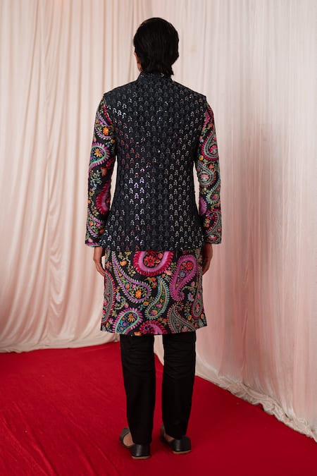 Chrkha Floral Paisley Printed Bundi Kurta Set 