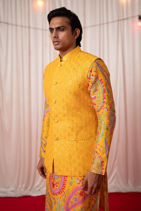 Shop_Chrkha_Yellow Chanderi Silk Embroidered Thread Bundi Kurta Set _Online_at_Aza_Fashions