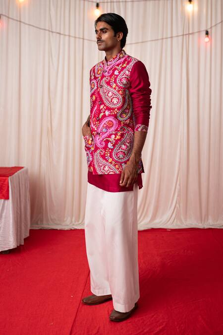 Buy_Chrkha_Maroon Chanderi Silk Printed Floral Paisley Bundi Kurta Set _Online_at_Aza_Fashions