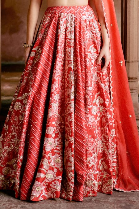 Paulmi And Harsh Red Chanderi, Organza Embroidery, Sequins Sweetheart Floral Blossom Lehenga Set at Aza Fashions Paulmi And Harsh_Red Chanderi, Organza Embroidery, Sequins Sweetheart Floral Blossom Lehenga Set _at_Aza_Fashions
