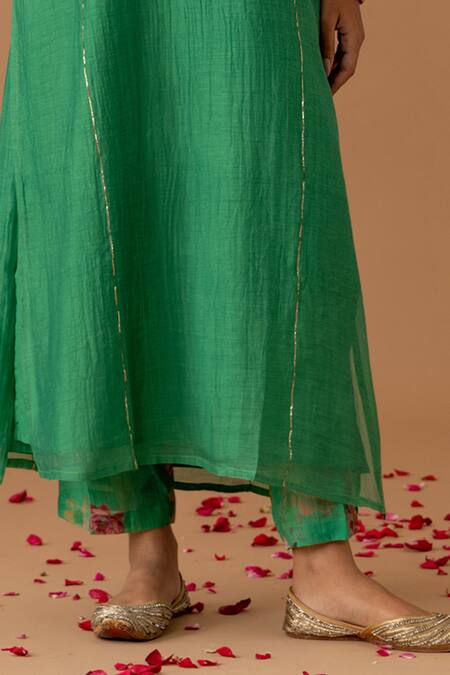 Buy Juanita By Shubhda Green Chanderi Embroidery, Zari V-neck Floral Sleeve Printed Kurta Set Online at Aza Fashions Buy_Juanita By Shubhda_Green Chanderi Embroidery, Zari V-neck Floral Sleeve Printed Kurta Set_Online_at_Aza_Fashions
