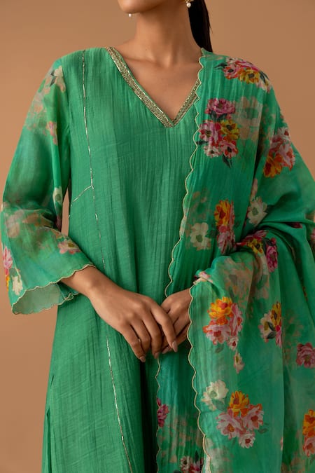 Buy Juanita By Shubhda Green Chanderi Embroidery, Zari V-neck Floral Sleeve Printed Kurta Set Buy_Juanita By Shubhda_Green Chanderi Embroidery, Zari V-neck Floral Sleeve Printed Kurta Set