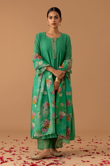 Juanita by Shubhda Green Handwoven Chanderi Embroidery Zari Notched Placement Kurta Set