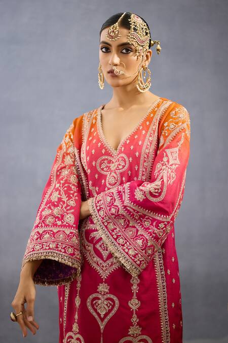 Torani Pink Organza, Jersey Sequins, Beads, Zari, Saroj Aashvi Zardozi Kurta Set Online at Aza Fashions Torani_Pink Organza, Jersey Sequins, Beads, Zari, Saroj Aashvi Zardozi Kurta Set _Online_at_Aza_Fashions