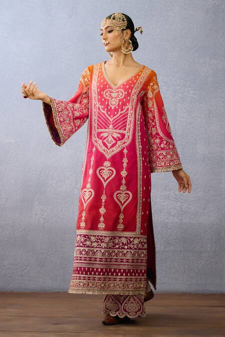 Shop Torani Pink Organza, Jersey Sequins, Beads, Zari, Saroj Aashvi Zardozi Kurta Set Online at Aza Fashions Shop_Torani_Pink Organza, Jersey Sequins, Beads, Zari, Saroj Aashvi Zardozi Kurta Set _Online_at_Aza_Fashions