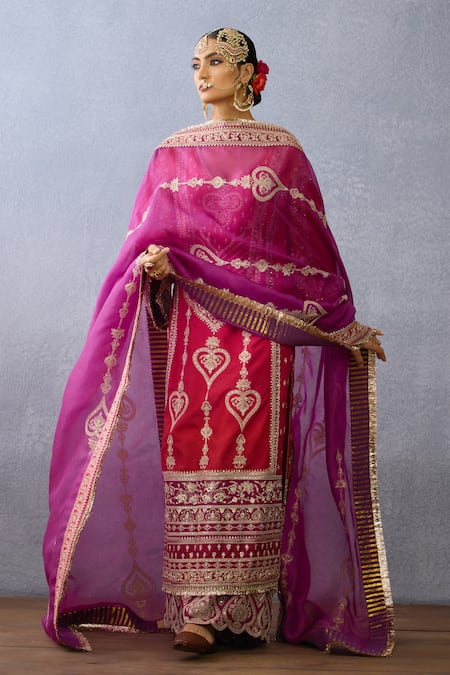 Shop Torani Pink Organza, Jersey Sequins, Beads, Zari, Saroj Aashvi Zardozi Kurta Set Shop_Torani_Pink Organza, Jersey Sequins, Beads, Zari, Saroj Aashvi Zardozi Kurta Set