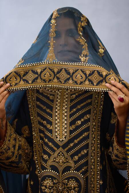 Torani Black Organza, Jersey Sequins, Beads, Bhadra Mannara Zardozi Work Kurta Set at Aza Fashions Torani_Black Organza, Jersey Sequins, Beads, Bhadra Mannara Zardozi Work Kurta Set _at_Aza_Fashions