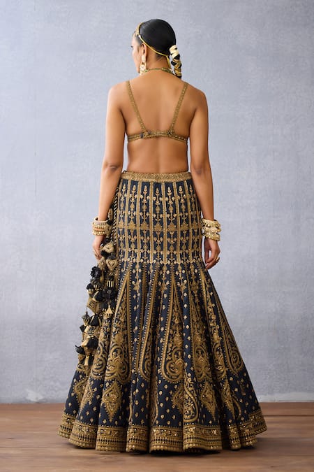 Shop Torani Black Net, Jersey Sequins, Zari, Bhadra Nalika Zardozi Embroidered Lehenga Set at Aza Fashions Shop_Torani_Black Net, Jersey Sequins, Zari, Bhadra Nalika Zardozi Embroidered Lehenga Set _at_Aza_Fashions