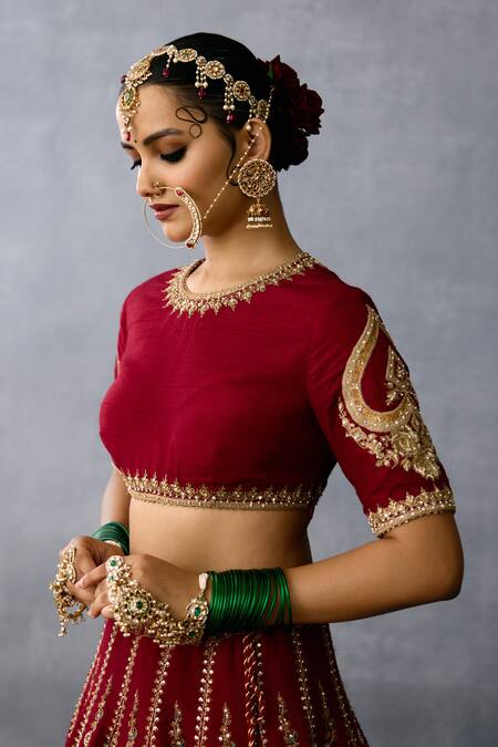 Torani Red Organza, Jersey, Silk, Net Shamse Malka Leaf Embroidered Bridal Lehenga Set at Aza Fashions Torani_Red Organza, Jersey, Silk, Net Shamse Malka Leaf Embroidered Bridal Lehenga Set _at_Aza_Fashions