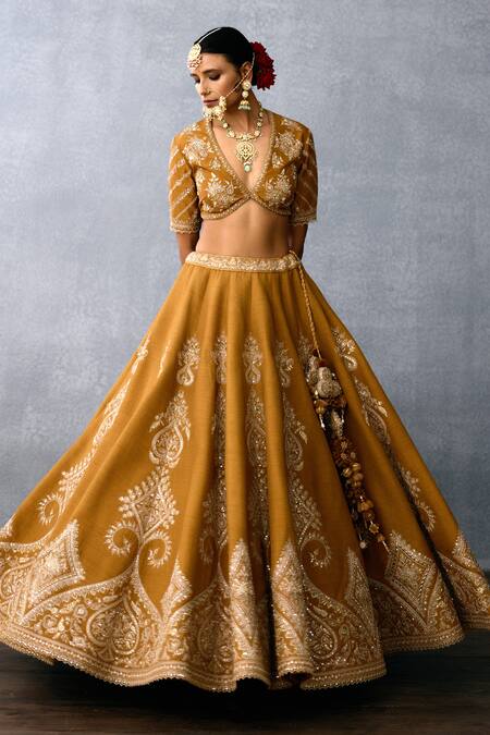 Buy Torani Yellow Organza, Jersey Sequins, Mehre Sultana Embroidered Bridal Lehenga Set Online at Aza Fashions Buy_Torani_Yellow Organza, Jersey Sequins, Mehre Sultana Embroidered Bridal Lehenga Set _Online_at_Aza_Fashions