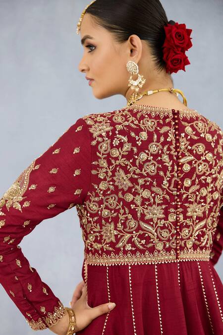 Torani Red Jersey, Chiffon Sequins, Gota Shamse Rano Botanic Embroidered Anarkali Set Online at Aza Fashions Torani_Red Jersey, Chiffon Sequins, Gota Shamse Rano Botanic Embroidered Anarkali Set _Online_at_Aza_Fashions