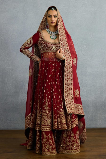 Buy Torani Red Jersey, Silk, Net Sequins, Gota Shamse Raazi Scalloped Anarkali Lehenga Set Buy_Torani_Red Jersey, Silk, Net Sequins, Gota Shamse Raazi Scalloped Anarkali Lehenga Set