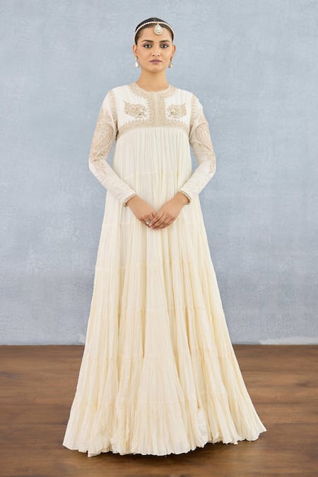 Torani Ivory Muslin Silk Embroidered Dori Round Maahe Ruma Floral Heart Anarkali 