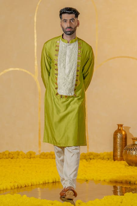 Runit Gupta Green Chanderi Silk Embroidered Acrylic Cutpipe Kurta And Pant Set 