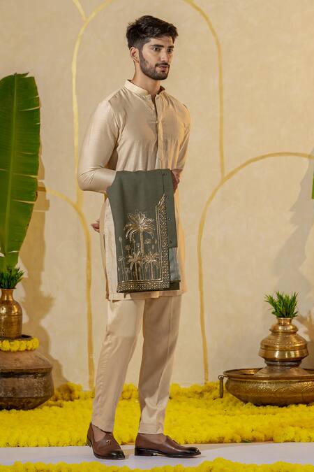 Buy_Runit Gupta_Gold Chanderi Silk, Velvet Plain Straight Kurt And Pant Set _Online_at_Aza_Fashions