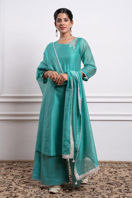 Vinusto Zardosi Embroidered A-Line Kurta & Palazzo Set 