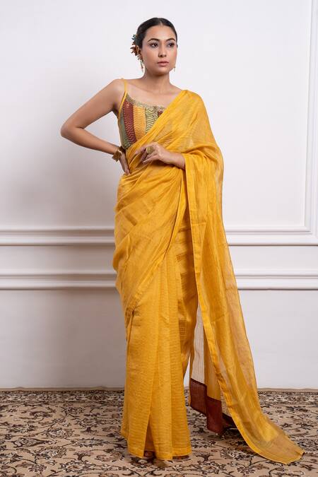 Vinusto Yellow Chanderi Lace, Beads Scoop Neck Handwoven Saree With Embroidered Blouse Online at Aza Fashions Vinusto_Yellow Chanderi Lace, Beads Scoop Neck Handwoven Saree With Embroidered Blouse _Online_at_Aza_Fashions