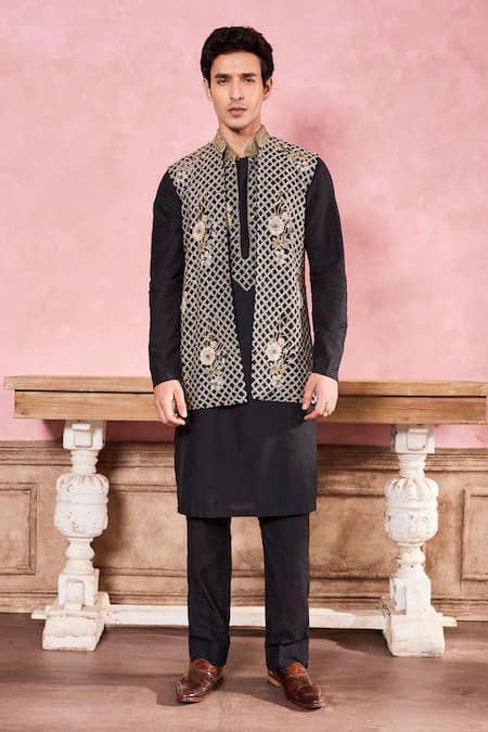 Krisha sunny Ramani Black Cotton Silk Embroidered Crystals Geometric Bundi With Kurta Set 