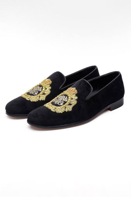 Shutiq Black Embroidered Javar Crest Shoes Online at Aza Fashions Shutiq_Black Embroidered Javar Crest Shoes _Online_at_Aza_Fashions
