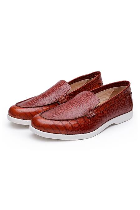 Buy_Shutiq_Brown Croco Otimo Textured Shoes _Online_at_Aza_Fashions