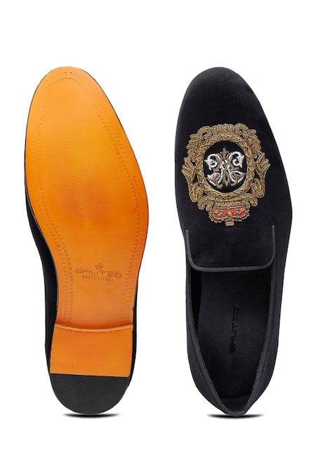 Shop Shutiq Black Crown Embroidery Velvet Mules at Aza Fashions Shop_Shutiq_Black Crown Embroidery Velvet Mules _at_Aza_Fashions