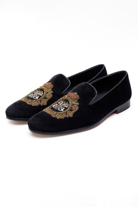 Shutiq Black Crown Embroidery Velvet Mules Online at Aza Fashions Shutiq_Black Crown Embroidery Velvet Mules _Online_at_Aza_Fashions