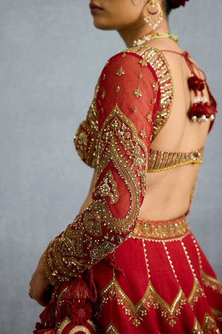 Buy_Torani_Red Organza, Jersey Pearls, Sequins, Zari Shamse Fariha Embroidered Lehenga Set 