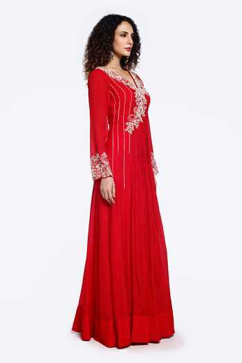 Shop_Onaya_Red Crepe Sequins, Embroidery V-neck Floral Paisley Anarkali With Dupatta _Online_at_Aza_Fashions