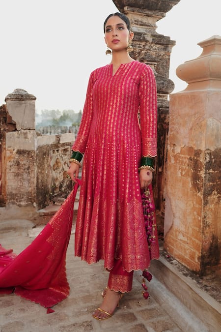 Shop Safaa Magenta Velvet Zari, Embroidery Adeena Floral Vine Woven Anarkali Pant Set at Aza Fashions Shop_Safaa_Magenta Velvet Zari, Embroidery Adeena Floral Vine Woven Anarkali Pant Set _at_Aza_Fashions