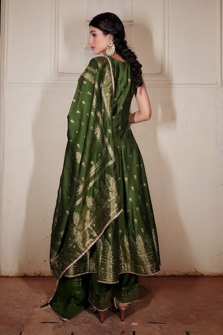 Safaa Green Velvet Embroidery Round Neck Behnaaz Floral Jaal Woven Anarkali Pant Set Online at Aza Fashions Safaa_Green Velvet Embroidery Round Neck Behnaaz Floral Jaal Woven Anarkali Pant Set _Online_at_Aza_Fashions