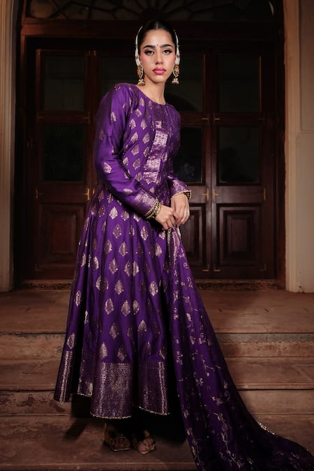 Shop_Safaa_Purple Velvet Embroidery Mandarin Meral Floral Butti Anarkali With Dupatta _Online_at_Aza_Fashions