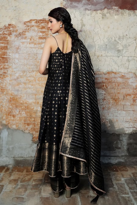 Safaa Floral Butti Woven Strappy Anarkali Pant Set 