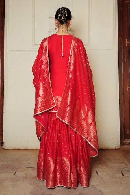 Safaa Azeela Floral Butti Woven Kurta Gharara Set 