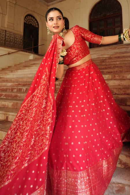 Safaa_Red Velvet, Silk Embroidery Square Minara Geometric Butti Bridal Lehenga Set _at_Aza_Fashions