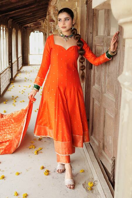 Shop_Safaa_Orange Velvet Embroidery Sweetheart Neck Shahlaar Butti Woven Anarkali Pant Set _Online_at_Aza_Fashions