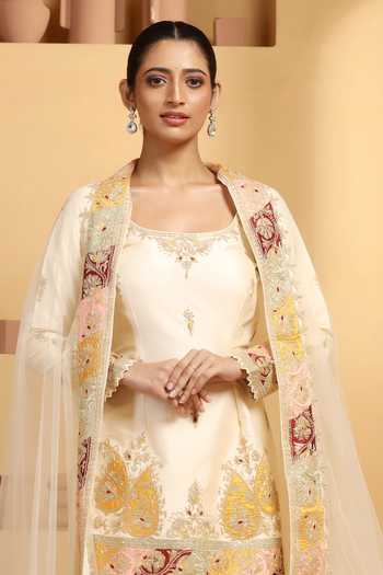 Buy Meenagurnam Beige Modal, Net Embroidery, Applique Scoop Paisley Motif Pattern Kurta Pant Set Online at Aza Fashions Buy_Meenagurnam_Beige Modal, Net Embroidery, Applique Scoop Paisley Motif Pattern Kurta Pant Set _Online_at_Aza_Fashions