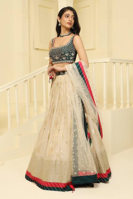 Meenagurnam_Gold Net, Linen Embroidery, Cut Work Flower And Temple Motif Pattern Lehenga Set _Online_at_Aza_Fashions