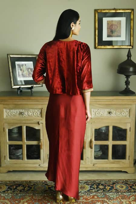 Shorshe Clothing Shabana Cutdana Yoke Embroidered Top 