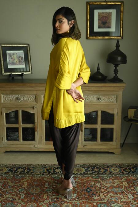 Shorshe Clothing Sequin Placket Embroidered Kaftan & Tannu Dhoti Pant Set 